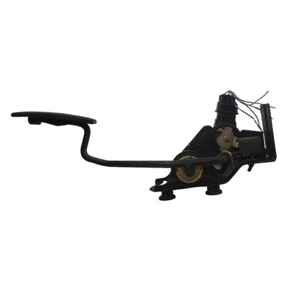 02-06 Toyota Camry Gas Pedal Assembly Accelerator 78010-33010