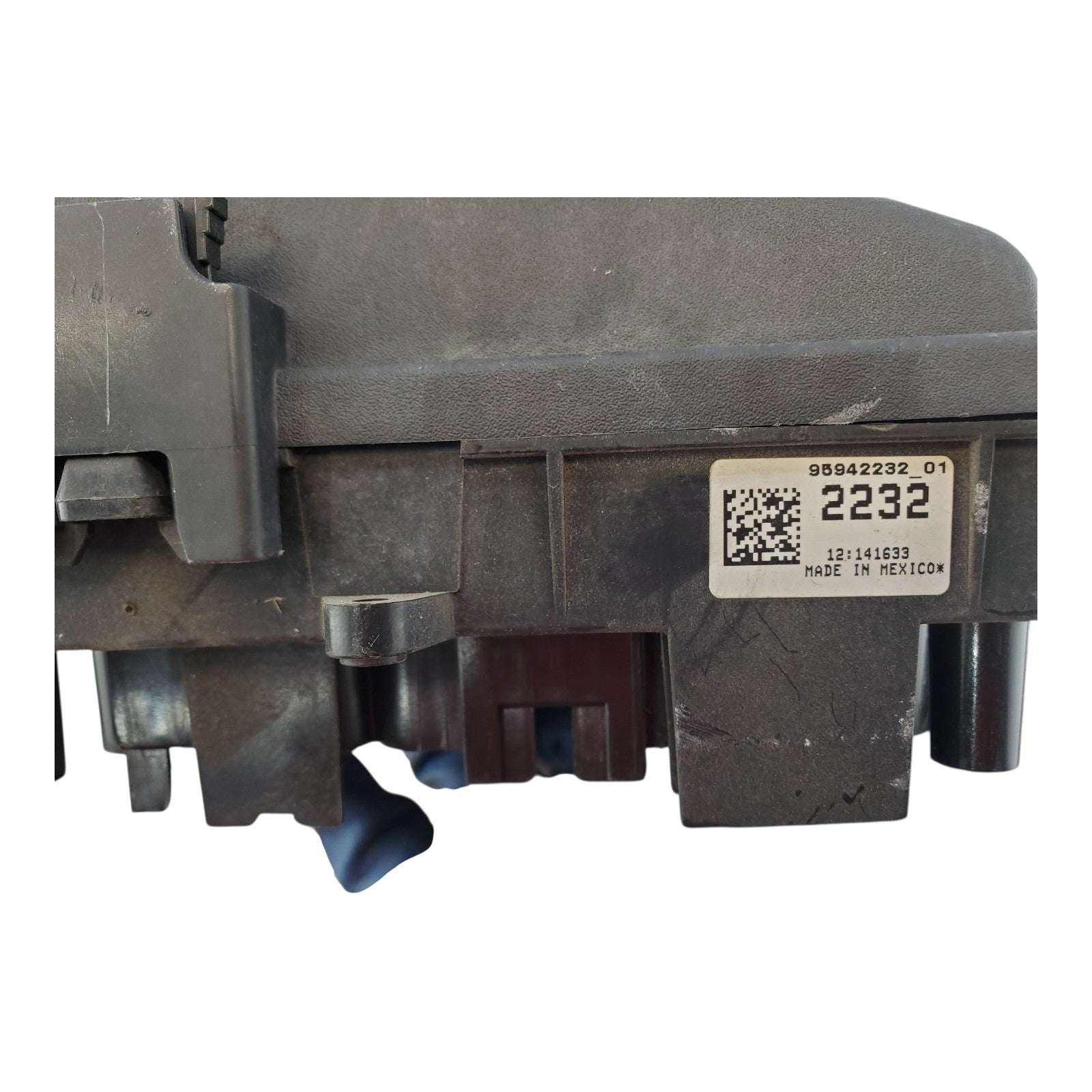 13-14 CHEVY  Engine Fuse Relay Box  95942232
