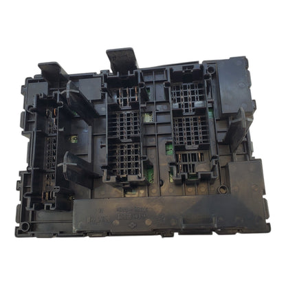 2008 CHEVROLET EQUINOX ENGINE FUSE BOX Bracket ~  25886116