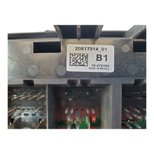 08-11 Chevrolet Impala Fuse Box Junction Relay Unit 2081731401