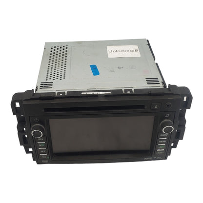 07 Suzuki XL7 AM FM Radio CD Player Receiver w Display Screen 20900942 UNLOCKED