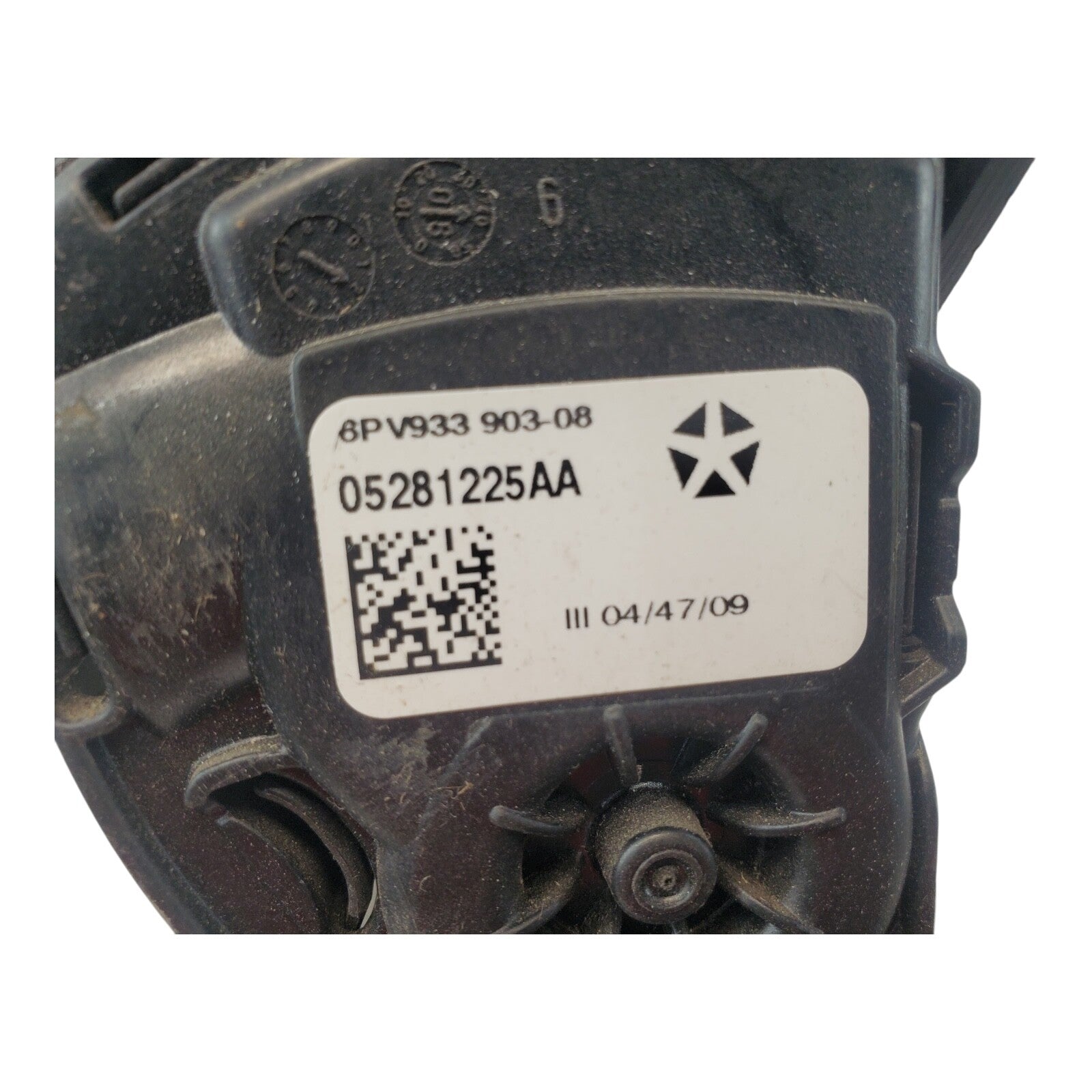 2008-16 CHRYSLER TOWN & COUNTRY ACCELERATOR GAS PEDAL OEM 05281225AA