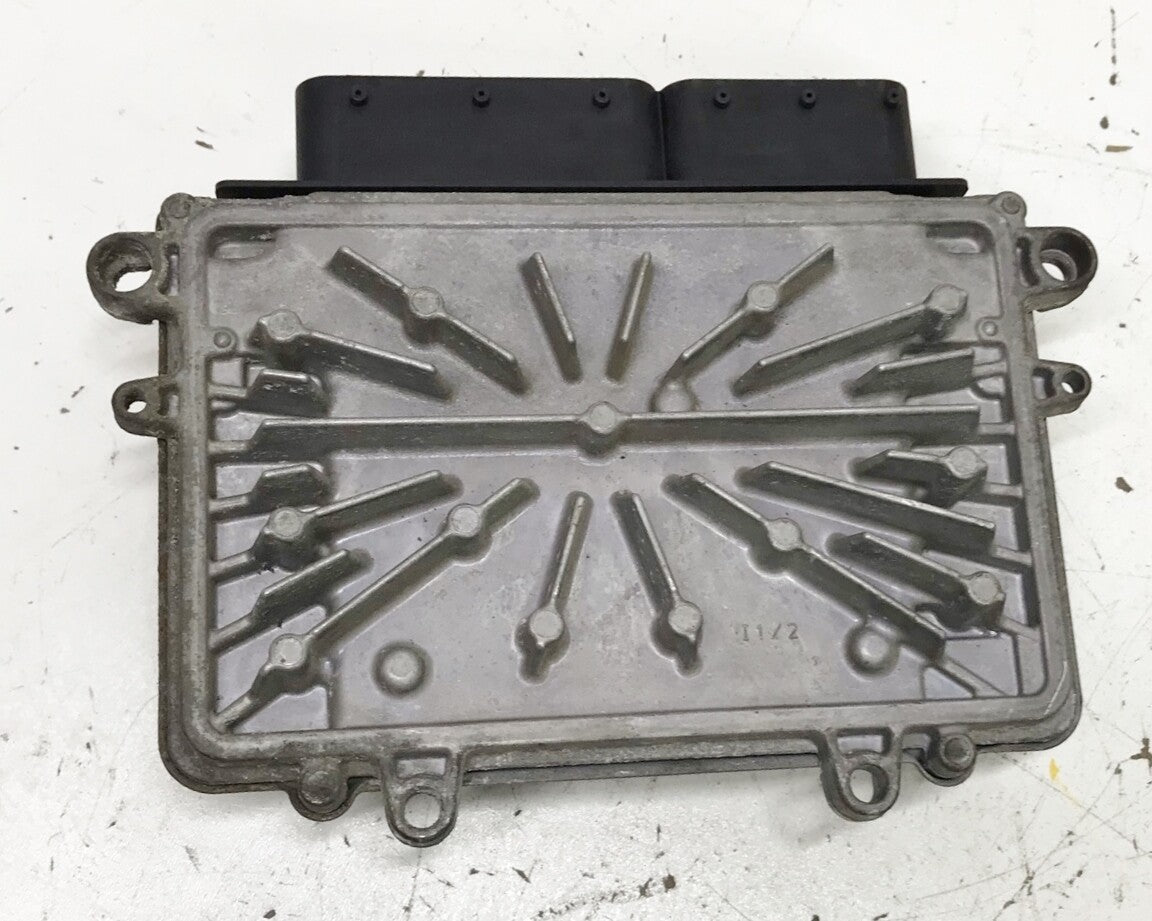 ✅ 04-05 Volvo S40 Engine Control Module ECM 0261209009 