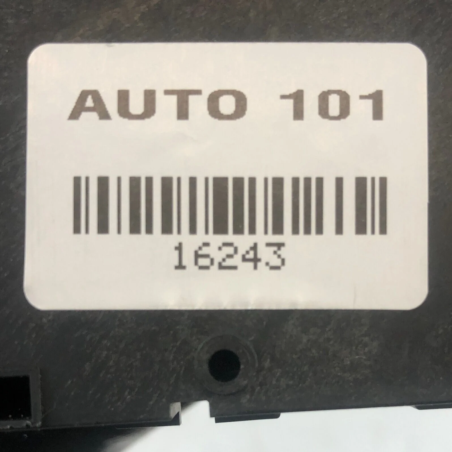 07-11 EXPEDITION NAVIGATOR FUSE RELAY POWER DISTRIBUTION BOX AL1T-15604-AC