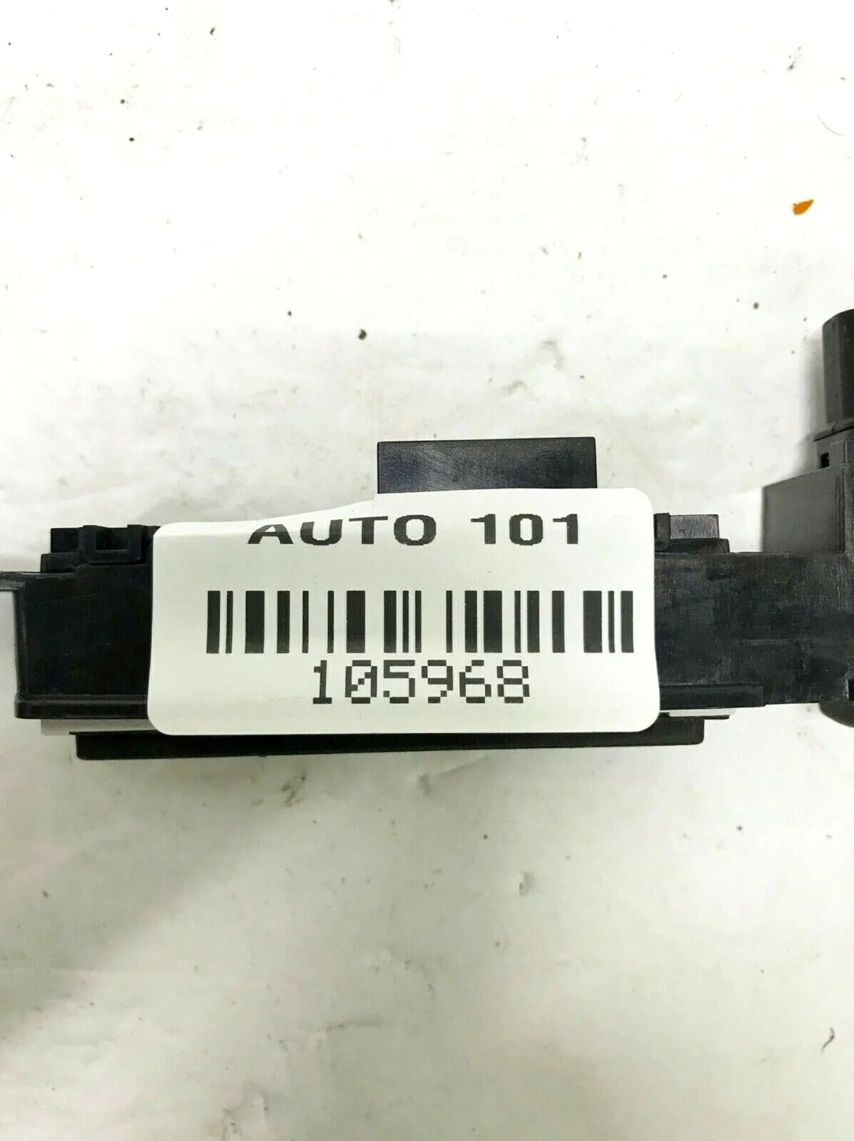 2009-2012 Chevrolet Traverse Center Dash Panel Hazard Control Switch Unit OEM 