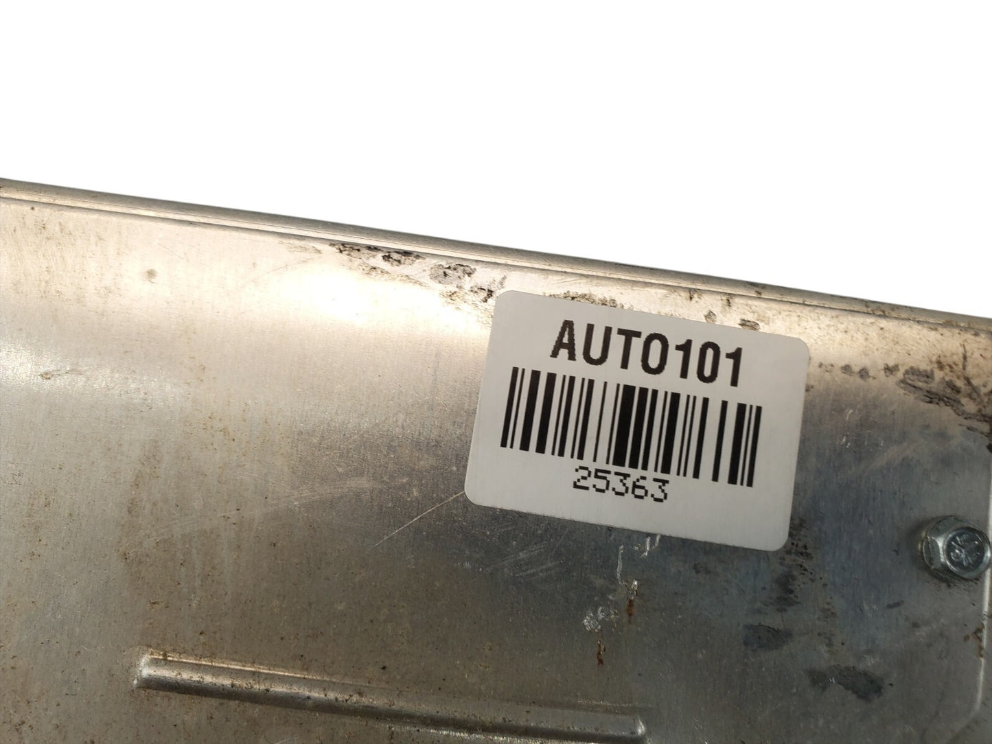 94 Chevrolet GMC C1500 1500 C2500 C3500  Engine Control Unit 16197427 ECM