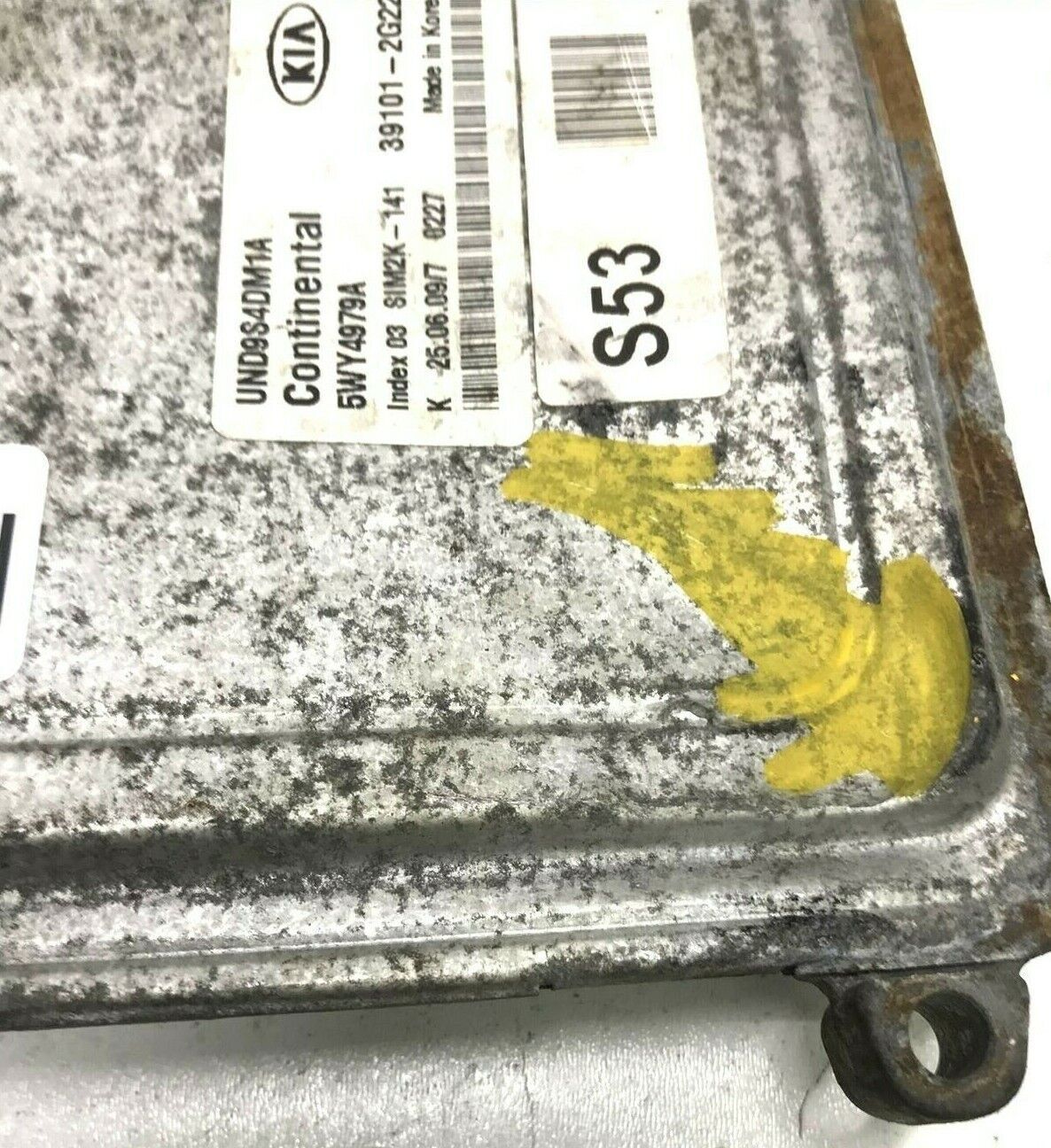 ECM Engine Control Unit 2009 Kia Rondo A/T 2.4L ECU PCM | 39101-2G220