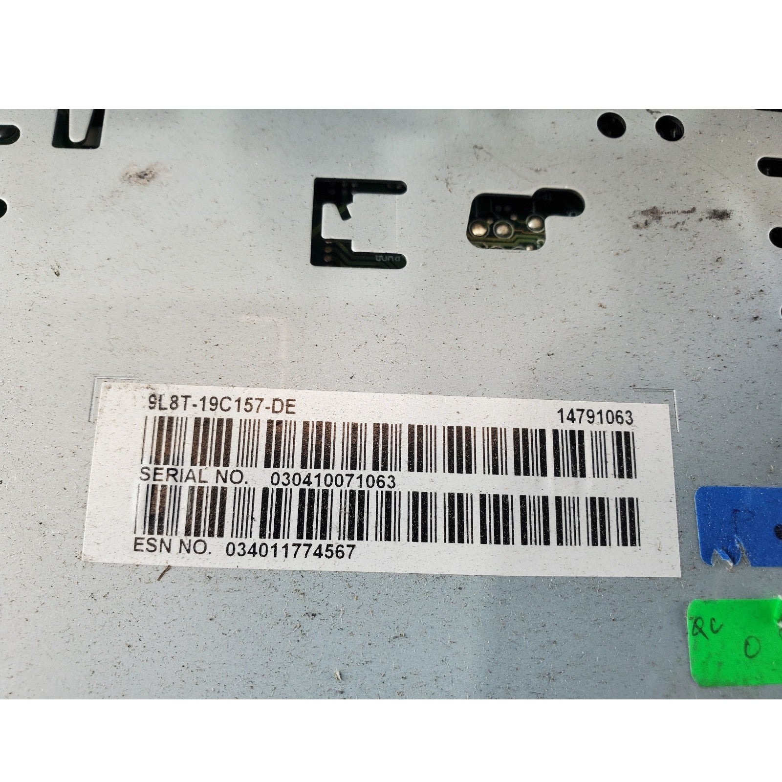 10 2010 Escape Mariner AM FM CD Mp3 Radio Receiver 9L8T-19C157-DE OEM LKQ