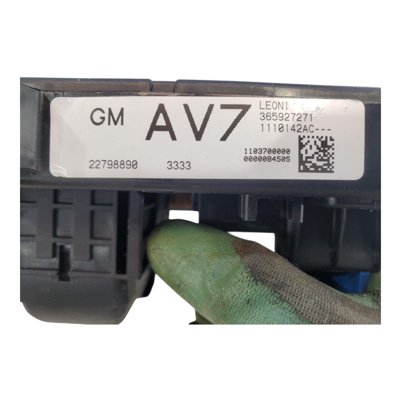 2013-2014 Buick Verano Fuse Box Used 22798890 OEM