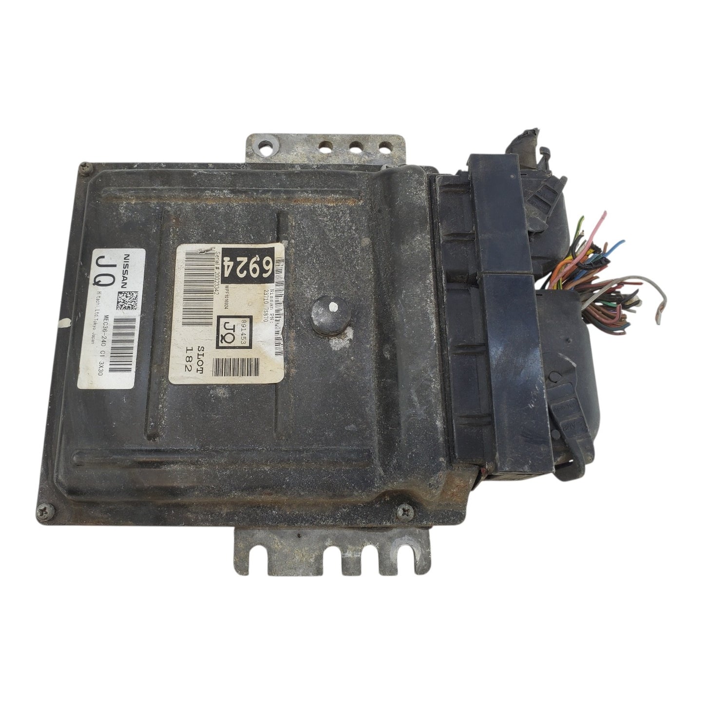 2004 Nissan Armada 5.6L 4x4 ECM ECU PCU Engine Control Module MEC36-240 C1