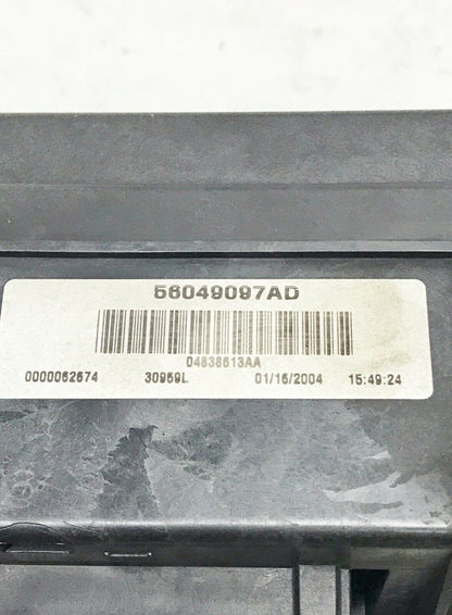 2004-2005 Dodge Durango Fuse Box Relay Unit 56049097AD Module