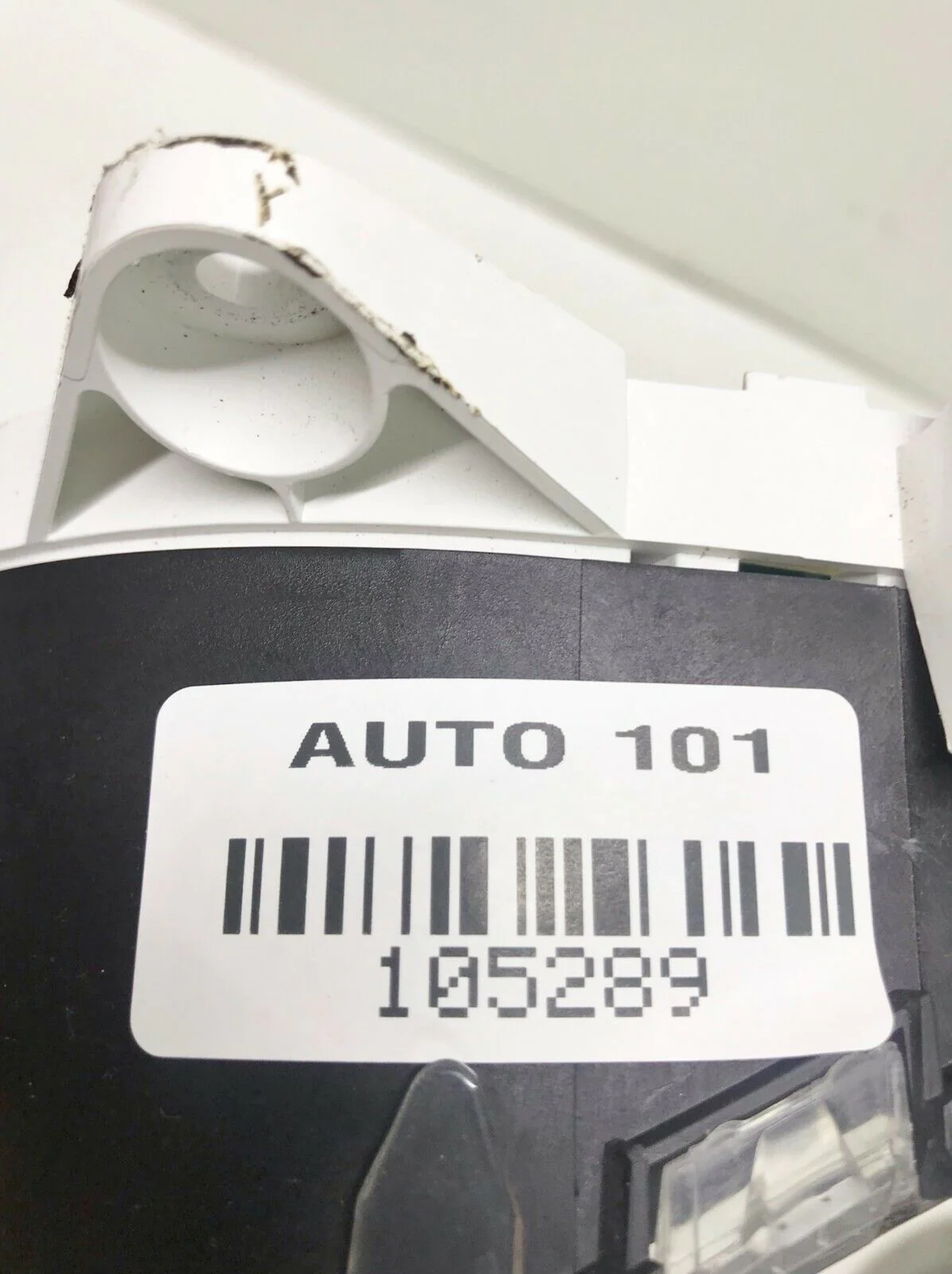 2005-2006 Chevrolet Equinox Speedometer Instrument Cluster Gauges 22734851 OEM