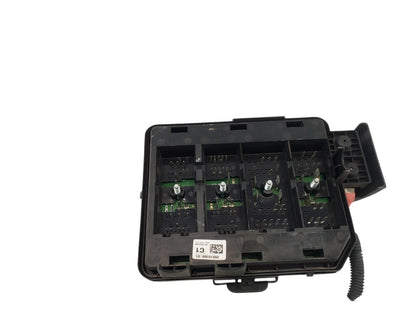 OEM 08-11 IMPALA Engine Fuse Relay Box Circuit Block Assembly 25915389 01 C1