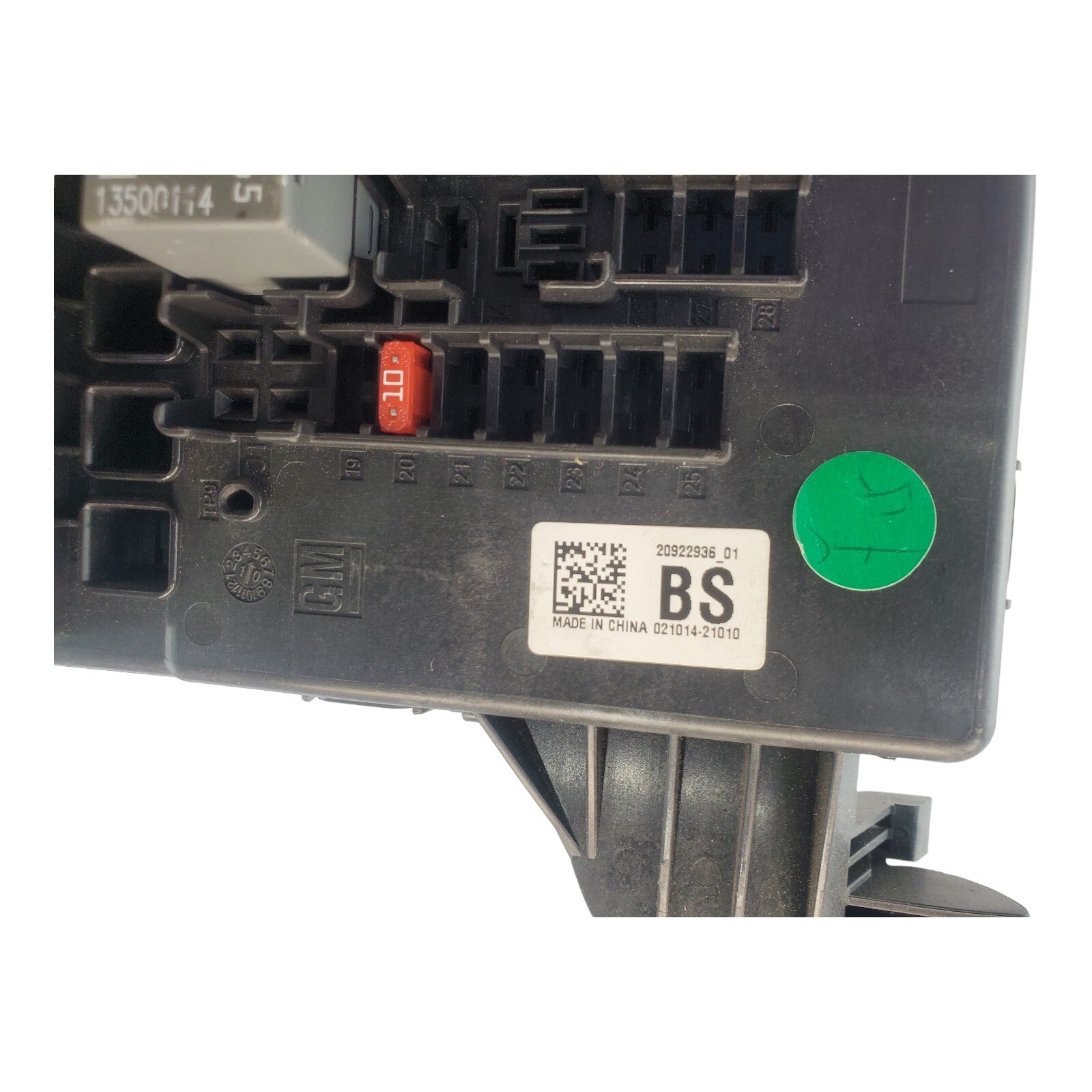✅2012 Buick Lacrosse Rear Body Fuse Block Assembly Genuine OEM Part 20922936