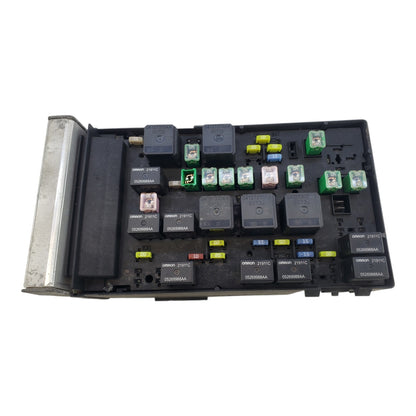 01-04 CHRYSLER DODGE INTERGRATED POWER CONTROL MODULE FUSE BOX 04727557AC OEM