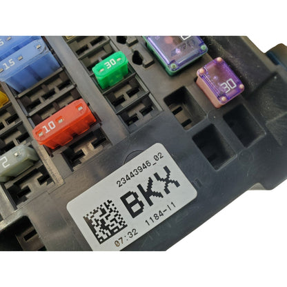 2014 2015 2016 2017-2018 Chevy Silverado 1500 Cabin Fuse Box OEM 23443946-02