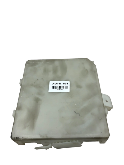 2004-2007 NISSAN TITAN XTERRA INFINITI BCM FUSE RELAY BOX BLOCK 284B67S002