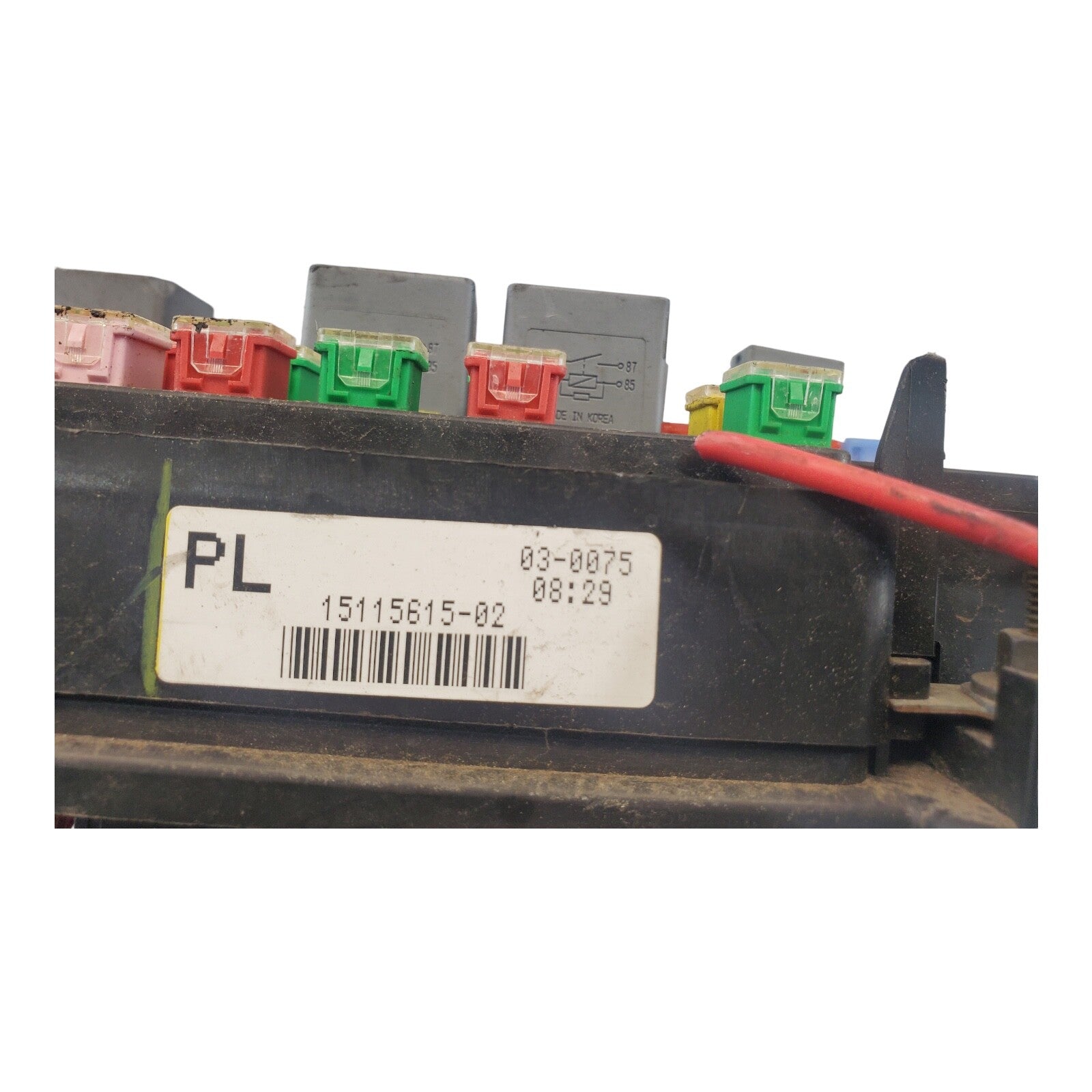 03-05 SILVERADO AVALANCHE UNDER HOOD FUSE BOX ID 15115615-02 PL