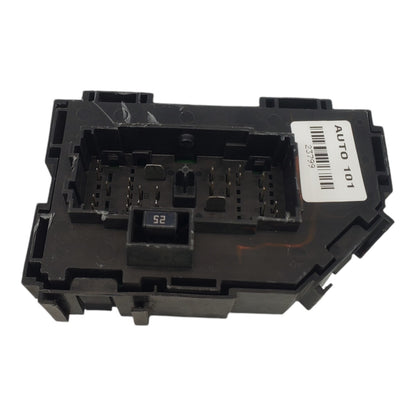 10-11 GMC Sierra 2500HD Cabin Fuse Box 20828609-01 OEM