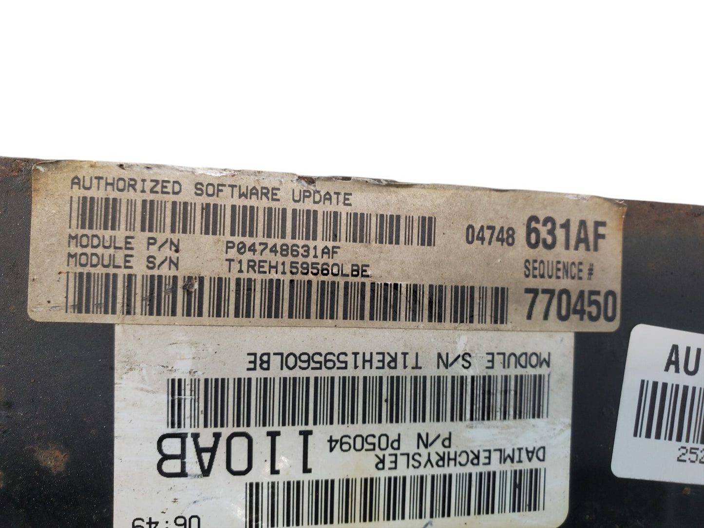 05 Chrysler Town & Country 3.8L Engine Control Unit ECU 05094110AB