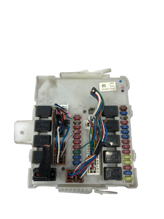 2004-2007 NISSAN TITAN XTERRA INFINITI BCM FUSE RELAY BOX BLOCK 284B67S002