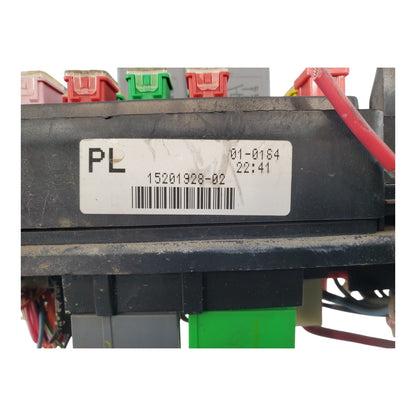 2003-2005 Chevy Gmc Fusebox Fuse Box 15201928-02