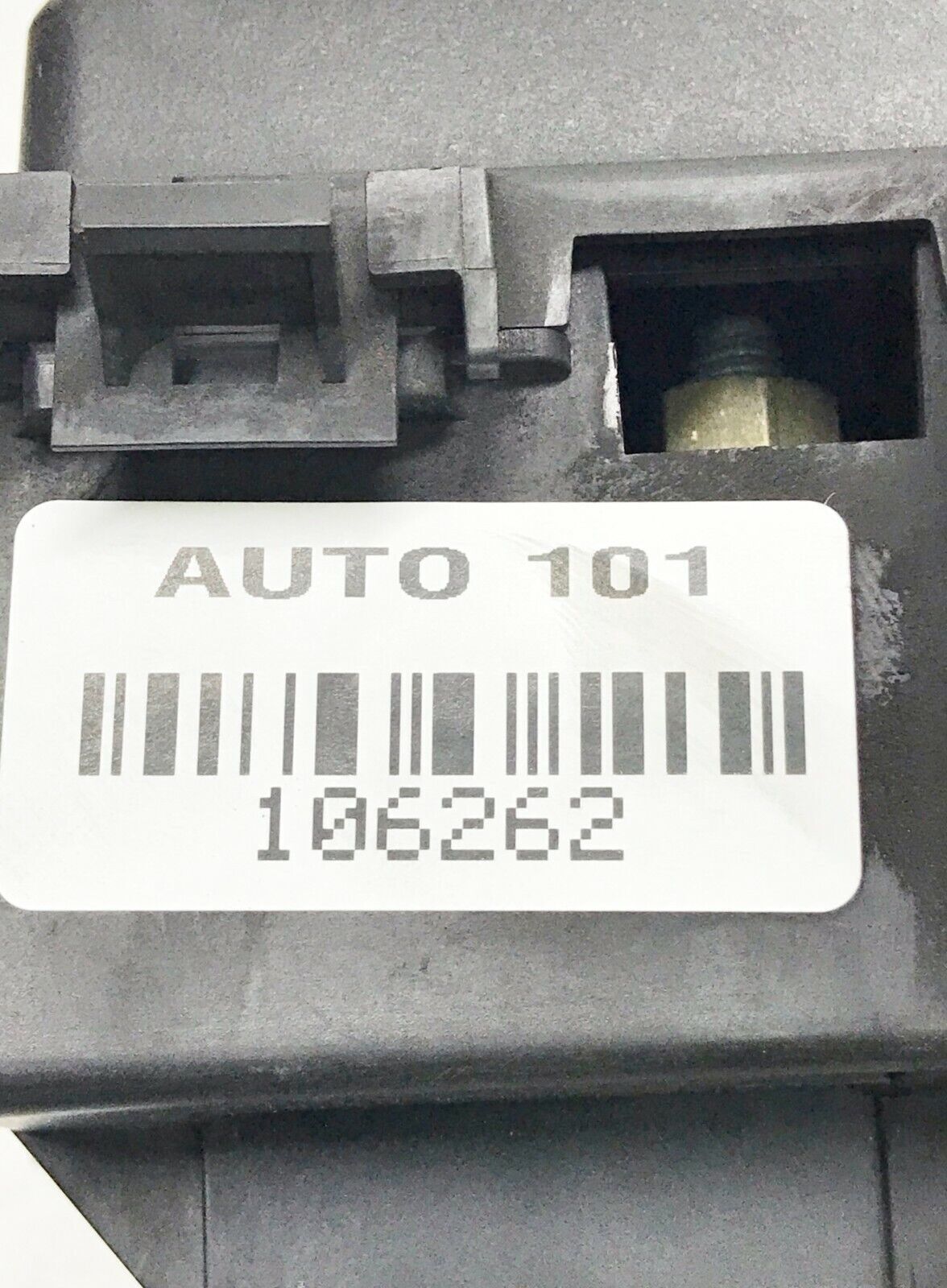 2004-2005 Dodge Durango Fuse Box Relay Unit 56049097AD Module