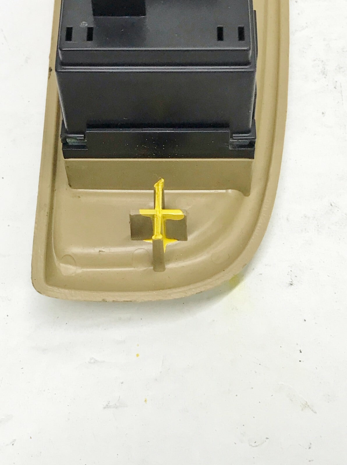 02-04 GMC Bravada 15204724 Drivers Side Left Master Window Switch OEM