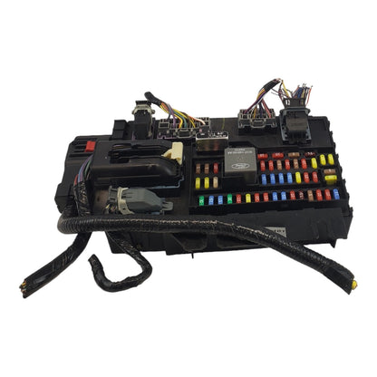 08-09 Ford Escape 3.0L AT Interior Dash Fuse Relay Box Fusebox 8L8T-15604-AL