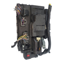 ✅ 09-12 Ford Escape Interior Relay Fuse Box AL8T-15604-AD