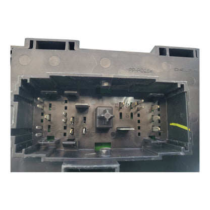 ✅09 SILVERADO Fuse Box Cabin 25815390XA