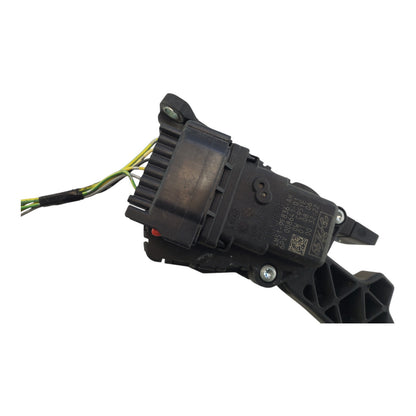 2004-2010 Mazda 3 Accelerator Pedal 4M51-9F836-AK, 4M51-9F836-AH