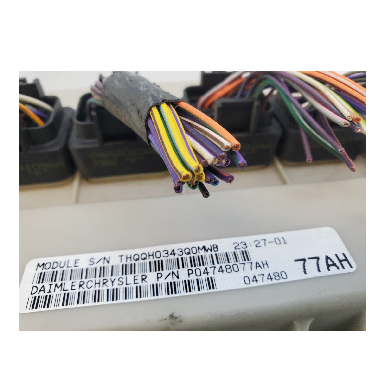 03 TOWN & COUNTRY CARAVAN Body Control MODULE BCM 04748077AH P04748077AH