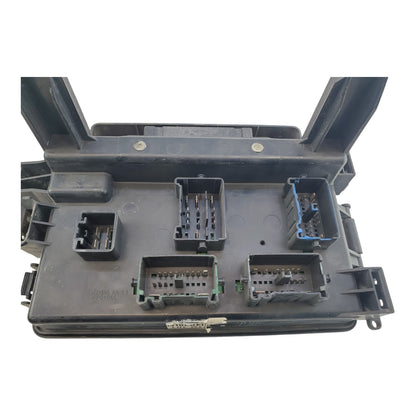 P04692234AD Dodge Charger 2006-2007 Fuse Box Relay Unit Module
