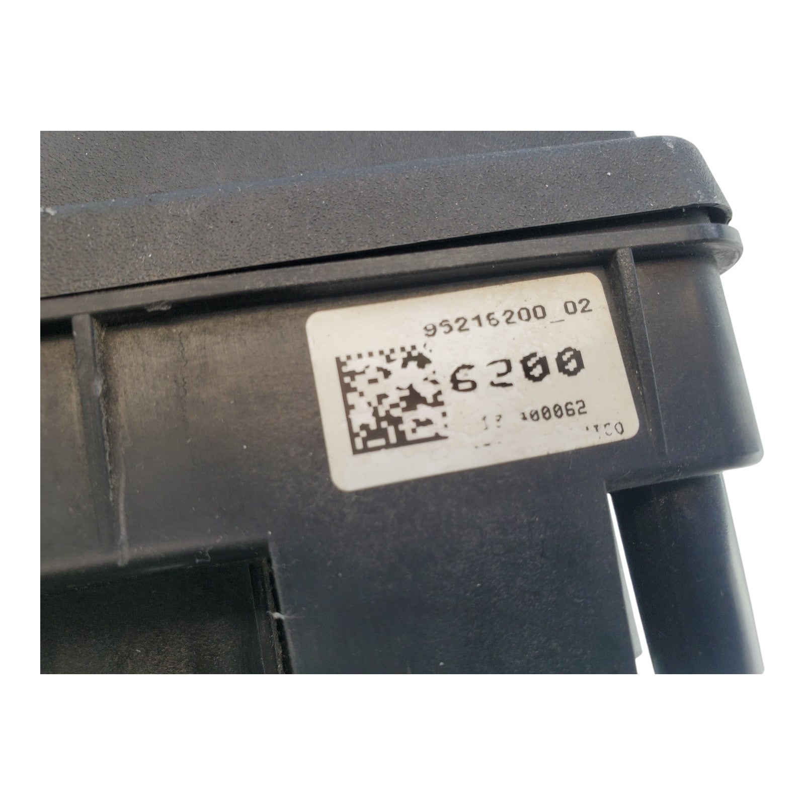 GM 13222782 Fuse Box Relay Module OEM 812461952 Chevy Cruze Malibu