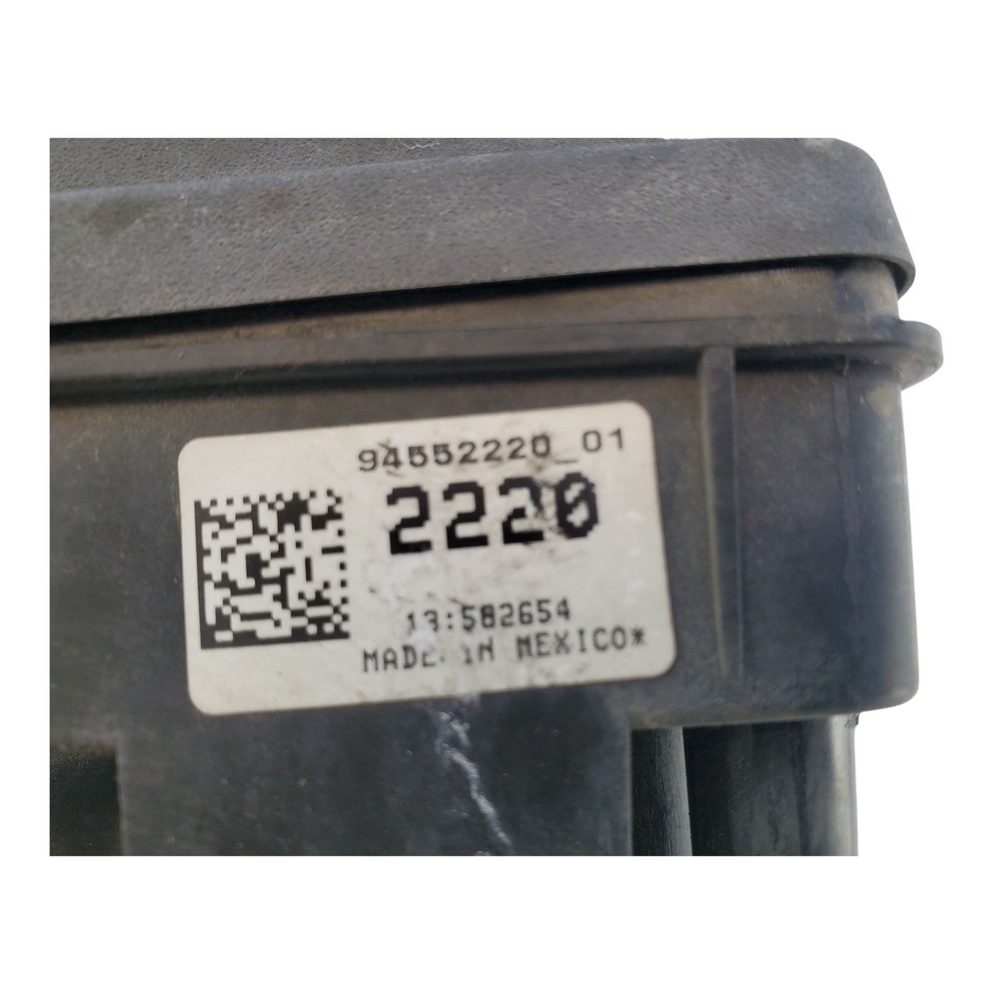 2015-2016 CHEVROLET CRUZE ENGINE FUSE BOX RELAY UNIT ASSEMBLY 94552220