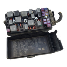 OEM 09- 12 Chevrolet Chevy Malibu 3.6L Fuse Box Relay Module 25883035