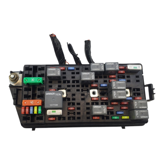 15477582 Interior Cabin Fuse Box 2000 Cadillac Deville