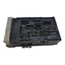 OEM 2003 Chrysler Town & Country Fuse Box Control Relay Module 04727556AD