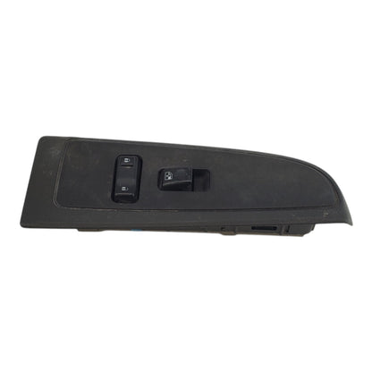 03-06 Chevy Silverado/GMC Sierra Passenger Switch Only OEM Broke Bezel 15109674