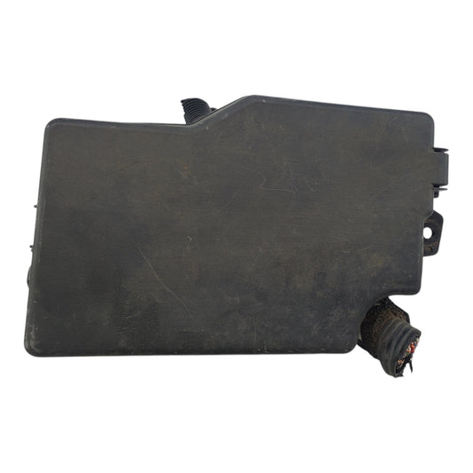 INFINITI / MAZDA FUSE JUNCTION BOX USED K2441