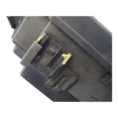 2005-2007 Jeep Liberty Fuse Box 56047198AD OEM USED