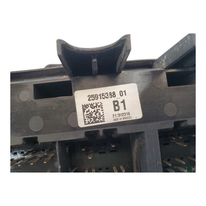 08-11 CHEVROLET IMPALA Fuse Box Engine 25915388