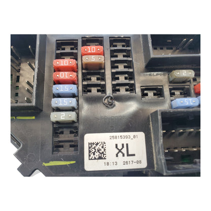 2007-2011 GMC Chevy Silverado Sierra Fuse Box Relay Control Module 25815393
