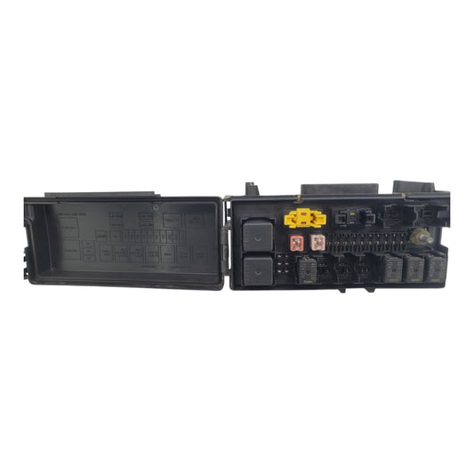 05 Jeep Grand Cherokee Integrated Power Fuse Box 56050145AJ / 04692071AB