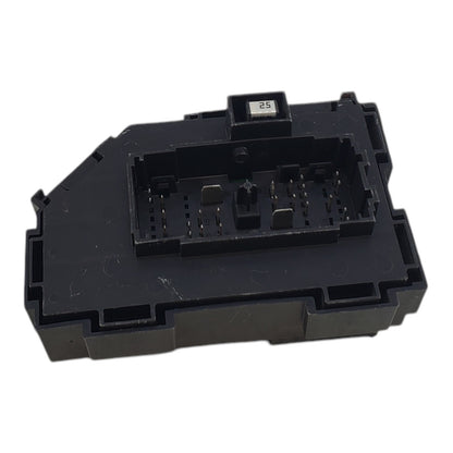 2007-2011 GMC Chevy Silverado Sierra Fuse Box Relay Control Module 25815393