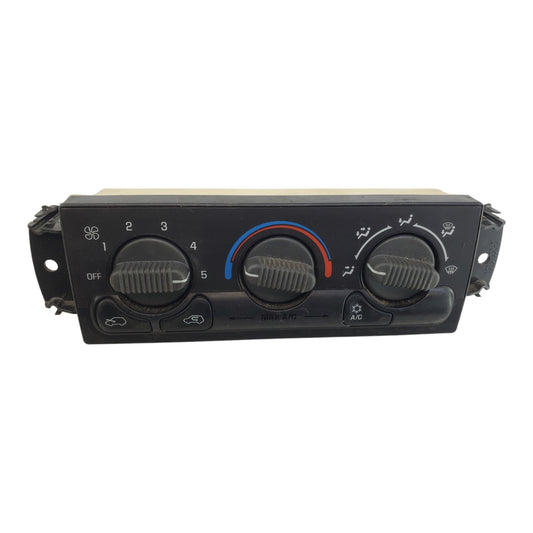 99-02 CHEVY GMC Silverado Sierra Yukon Climate Control A/C OEM 15753264