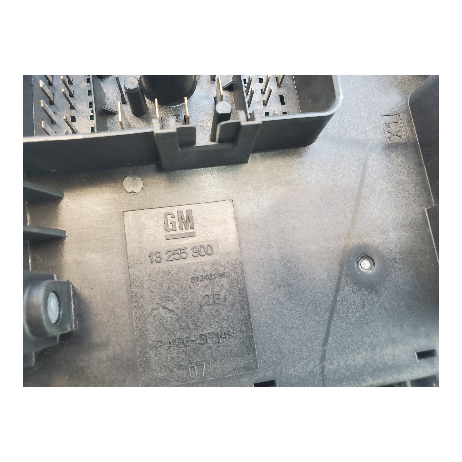 Engine Fuse Box CHEVY EQUINOX 12 PA66-GF14 2864 Delphi