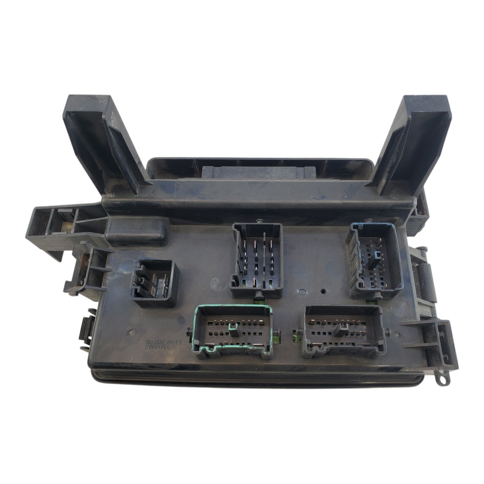 2005-06 Dodge Magnum/C-300 FUSE BOX MAIN PANEL engine compartment P05087166AI