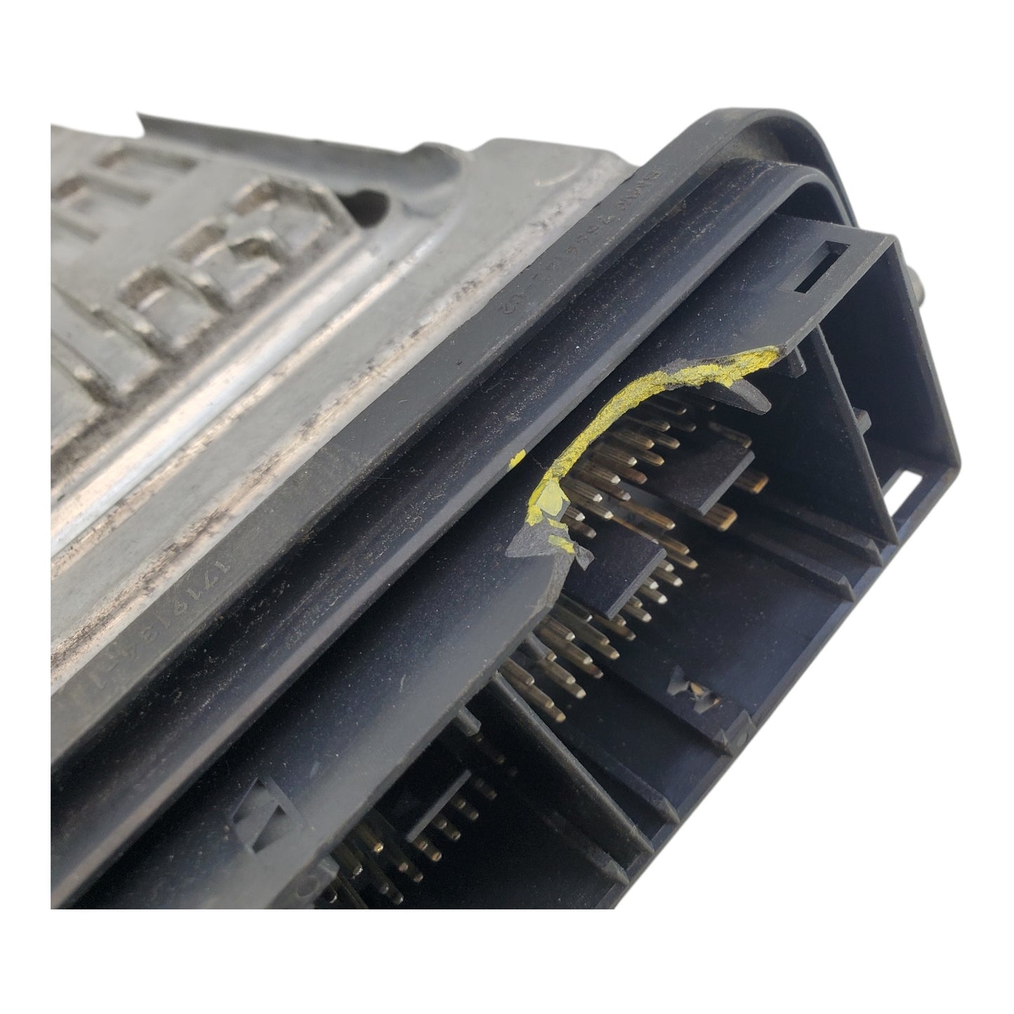 Broken plug 2011-2013 550i 650i 750i F07 F10 F12 Engine Control module 7613202